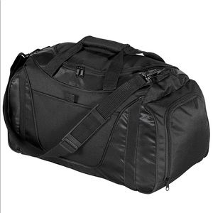 Black - 20" Duffel Travel Bag with Mesh Pocket